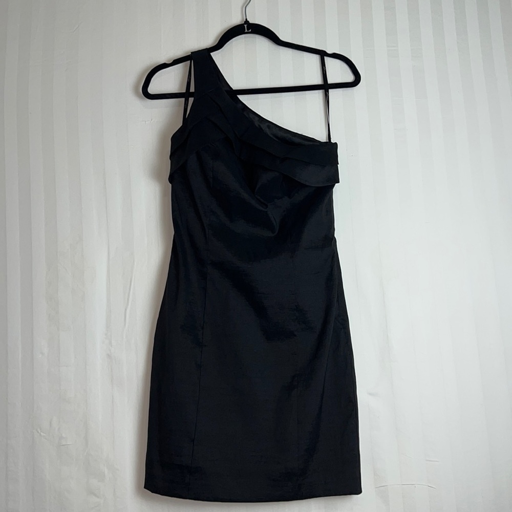 NV couture black one shoulder dress
